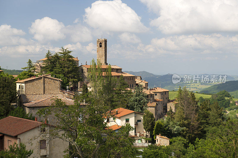 Cecina Italy Castelnuovo Val的视图